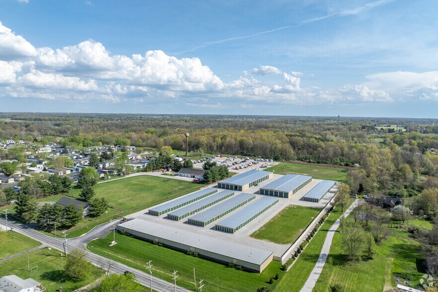 More Photos Of 10816 Fancher Rd, Westerville Warehouse For Lease