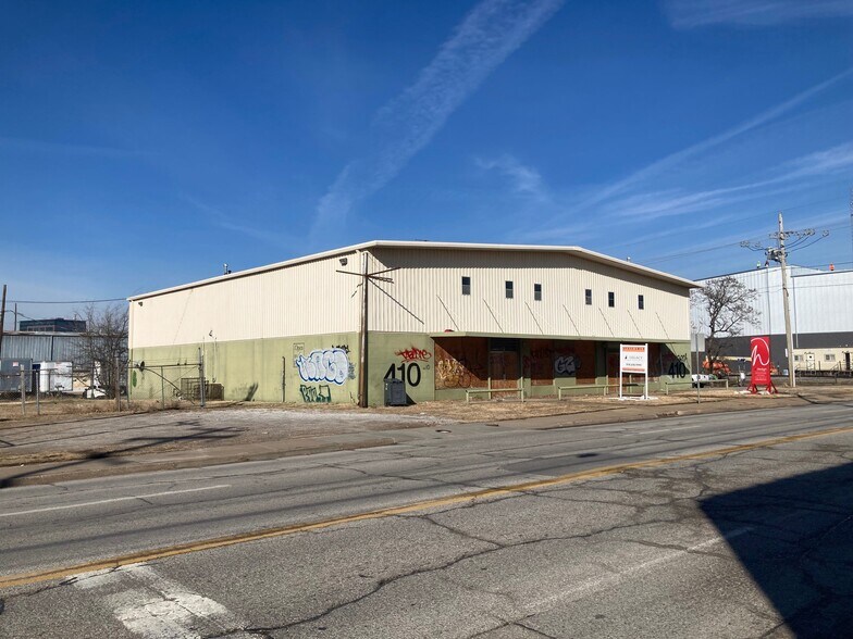 More Photos Of 410 S Peoria Ave, Tulsa Showroom For Sale