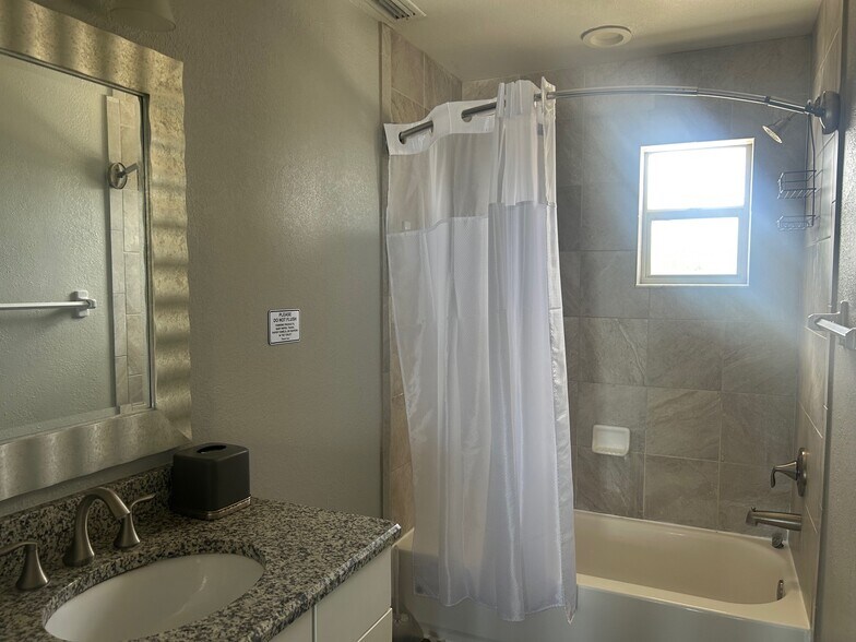More Photos Of 19310 Gulf Blvd, Indian Shores Apartments For Sale