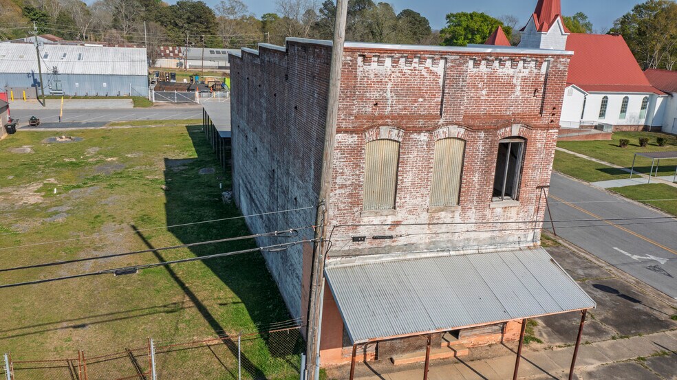 More Photos Of 82 Dromedary Street st, Woodbury Flex For Sale