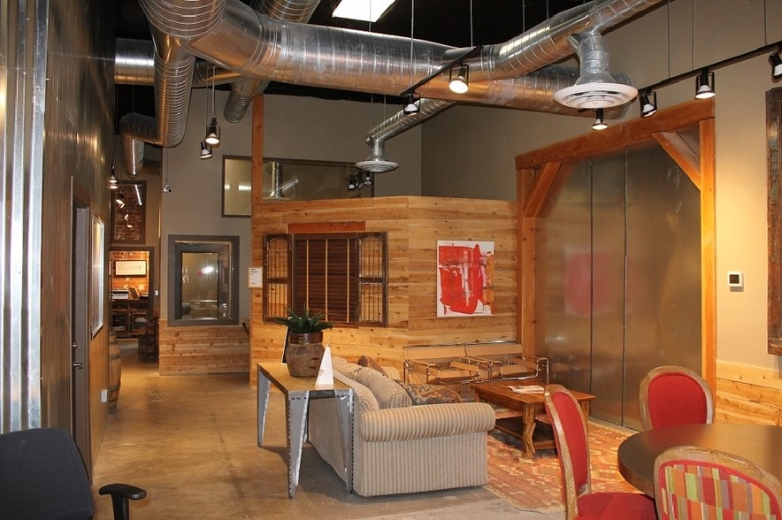 More Photos Of 610 S Park Ave, Tucson Loft Creative Space For Sale