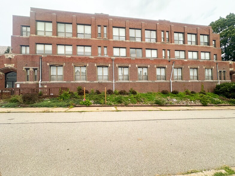 More Photos Of 215 Lelia St, Pittsburgh Apartments For Sale