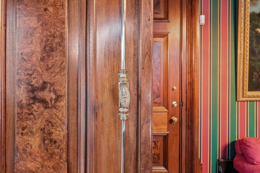 More Photos Of , Baltimore Office For Sale