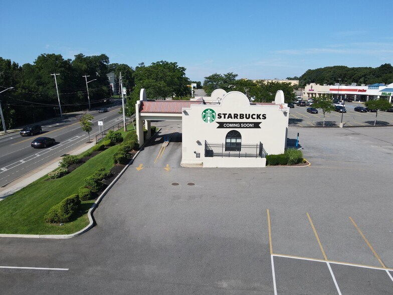 More Photos Of 601 Portion Rd, Ronkonkoma Unknown For Lease