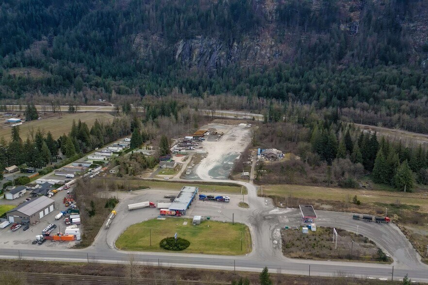 More Photos Of 61934 Estell Rd, Hope Land For Lease