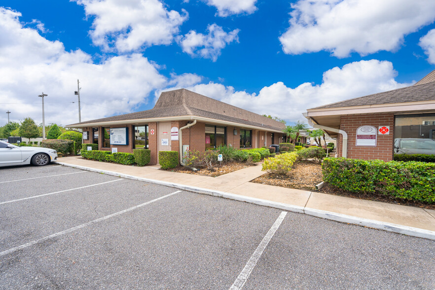 Primary Photo Of 13330 W Colonial Dr, Winter Garden Medical For Lease