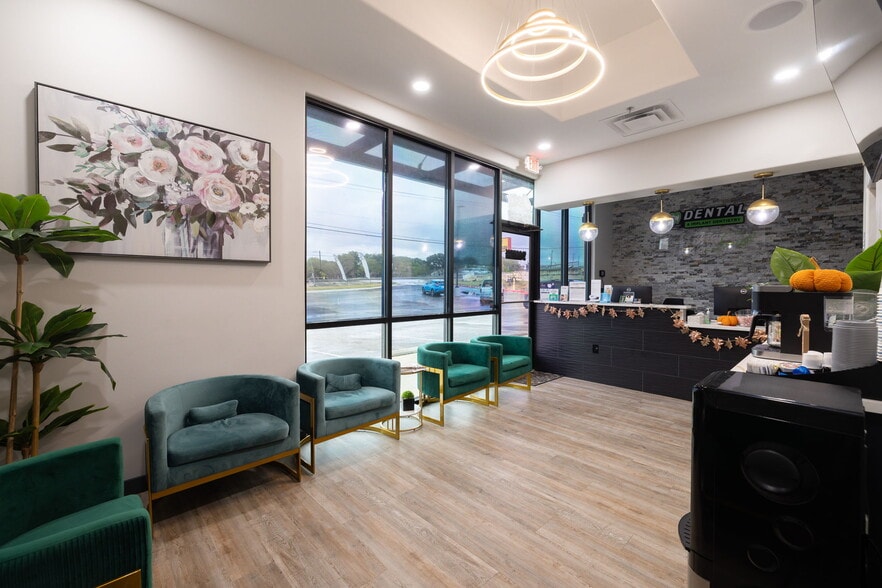 More Photos Of 8190-8214 FM 78, Converse Storefront For Sale