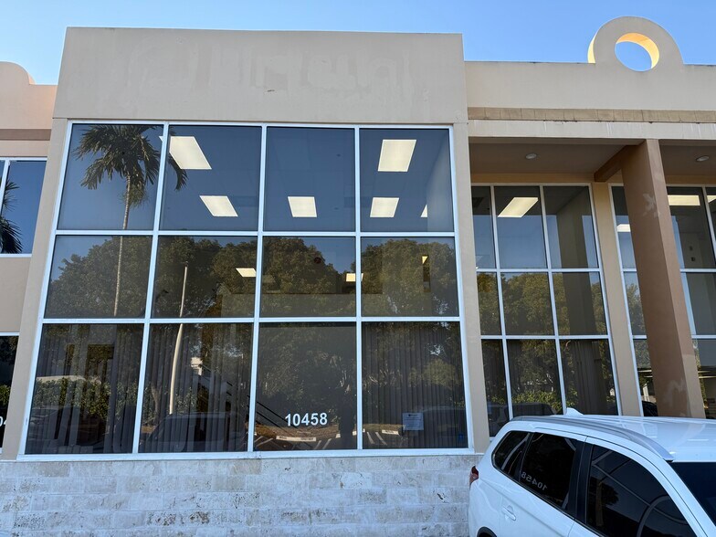 More Photos Of 10458 NW 31st Ter, Doral Light Manufacturing For Lease