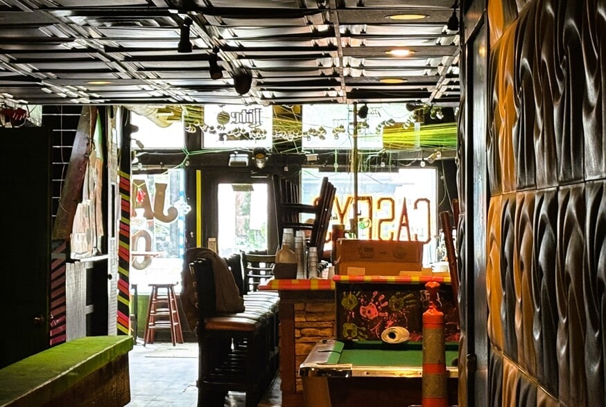 More Photos Of 1811 E Carson St, Pittsburgh Bar For Sale
