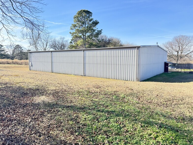 More Photos Of 2285 Reneau Rd, Oneonta Contractor Storage Yard For Sale