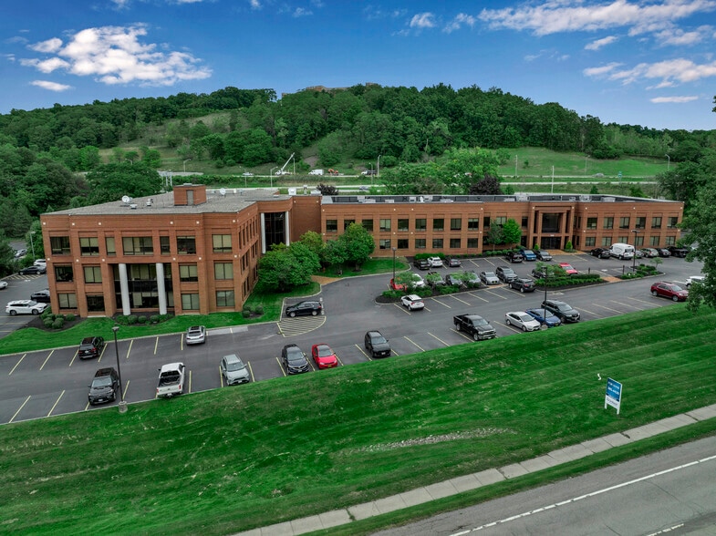 More Photos Of 1250 Pittsford Victor Rd, Pittsford Office For Lease