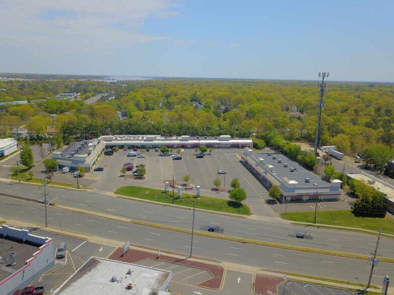 More Photos Of 515 Brick Blvd, Brick Storefront For Lease