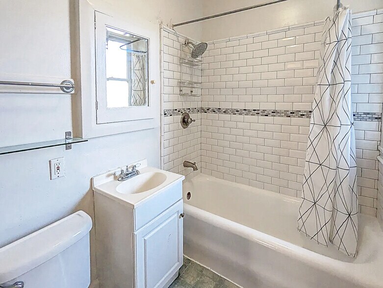 More Photos Of 2319 Ward St, Berkeley Apartments For Sale