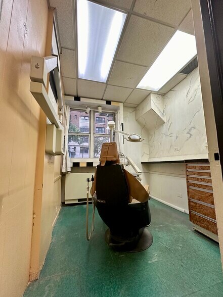 More Photos Of 35 E 85th St, New York Apartments For Sale