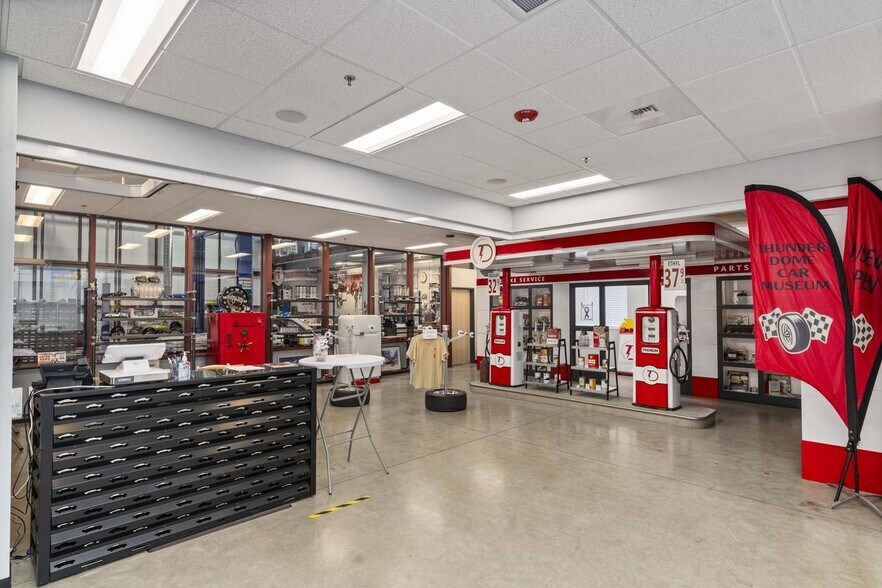 More Photos Of 1920 Garrett St, Enumclaw Industrial For Sale