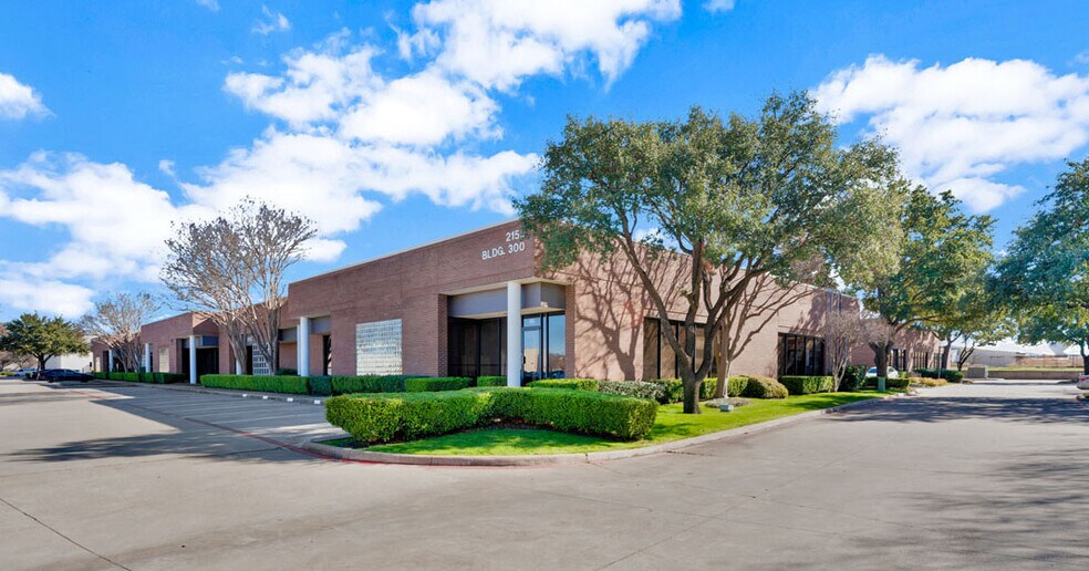 More Photos Of 2155 Chenault Dr, Carrollton Unknown For Lease