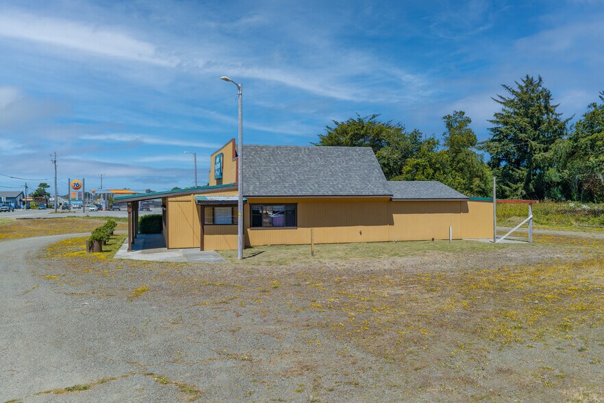 More Photos Of 1455 Oregon ave, Bandon General Retail For Sale
