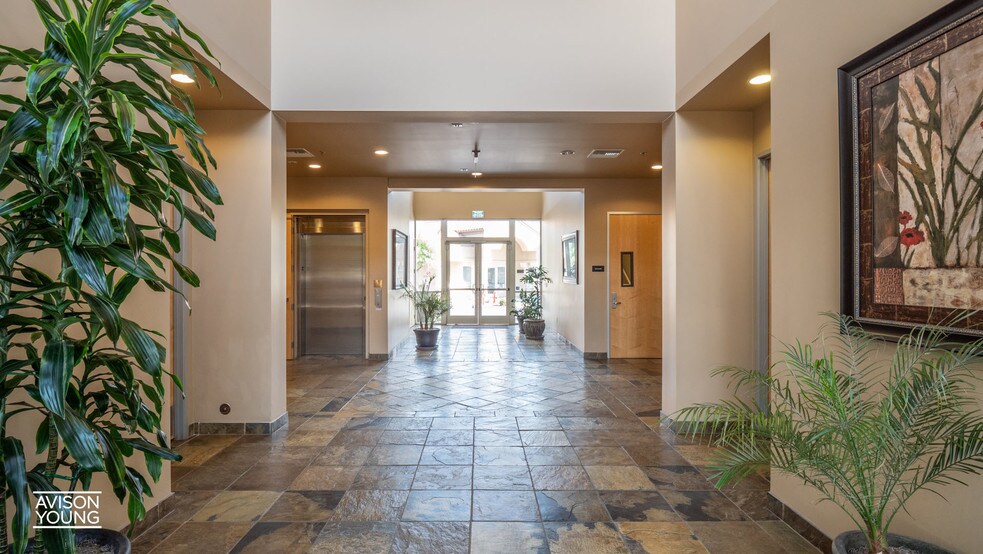 More Photos Of 25186 Hancock Ave, Murrieta Office For Lease