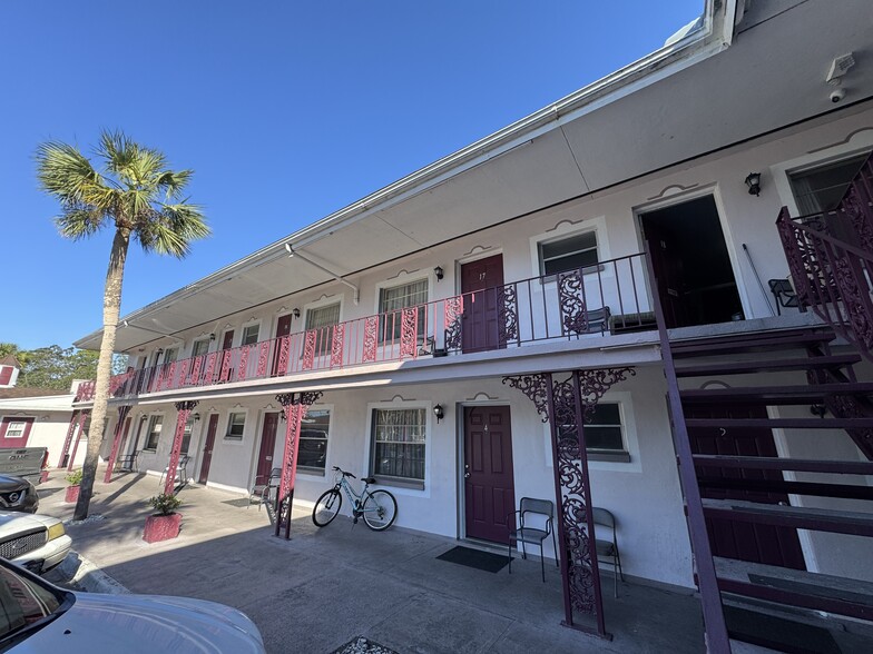 More Photos Of 16872 SE Highway 19, Cross City Hotel For Sale