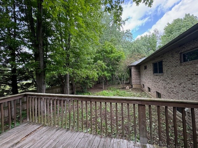 More Photos Of 3300 Commerce Dr, Dekalb Medical For Sale