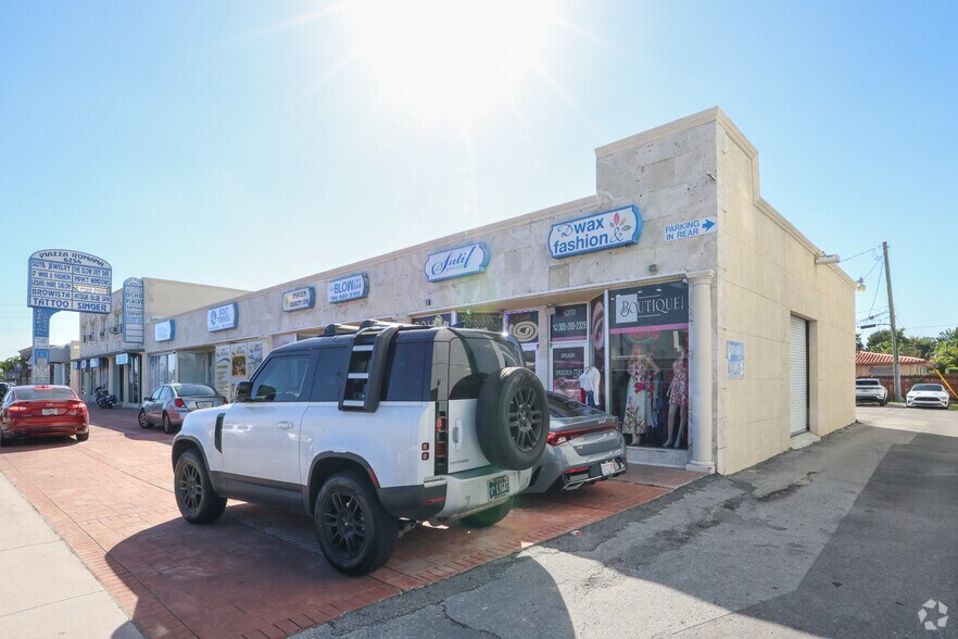 Primary Photo Of 6240-6270 SW 8th St, West Miami Coworking Space