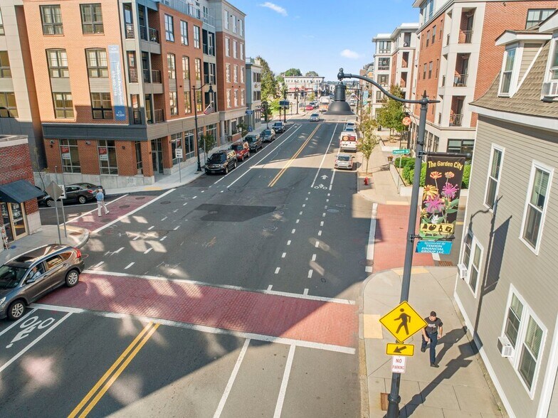 More Photos Of 131 Rantoul St, Beverly Apartments For Lease