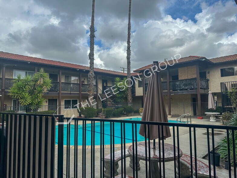 More Photos Of 1776 W Glencrest Ave, Anaheim Apartments For Sale