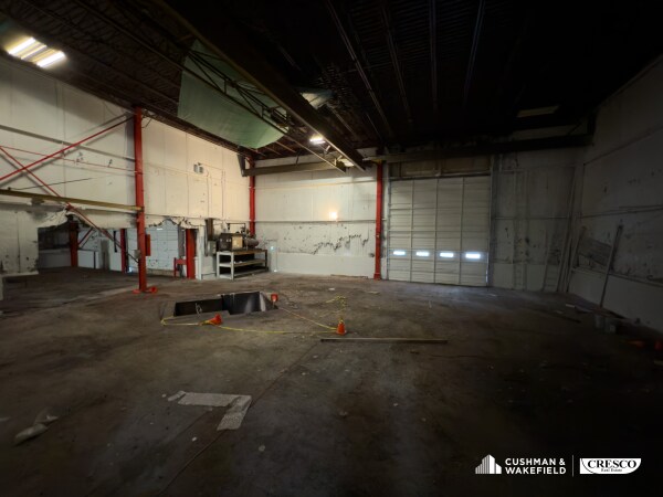 More Photos Of 1720 Fall St, Cleveland Manufacturing For Lease
