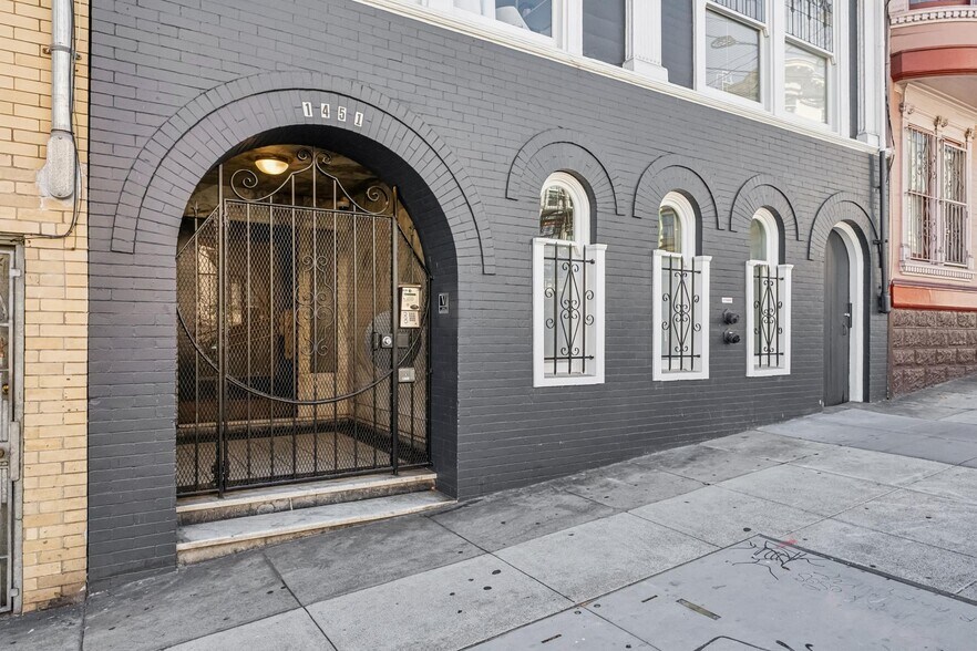 More Photos Of 1451 Larkin St, San Francisco Apartments For Sale