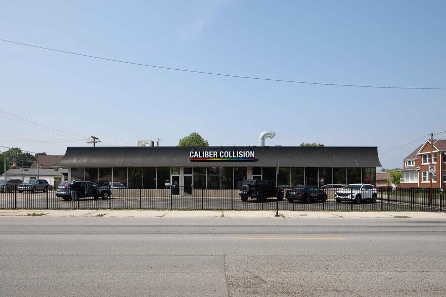 More Photos Of 7606 W Touhy Ave, Chicago Auto Repair For Sale