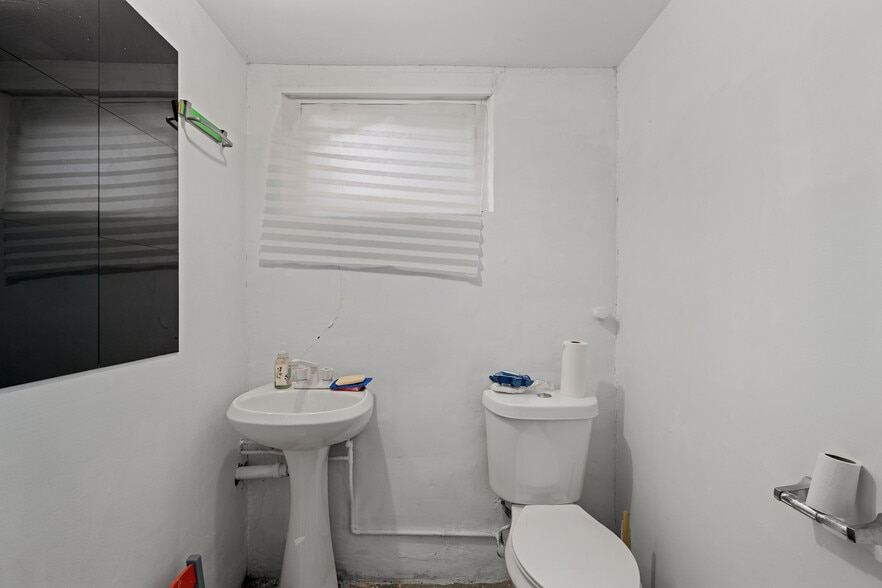 More Photos Of 1424 S 55th St, Kansas City Religious Facility For Sale