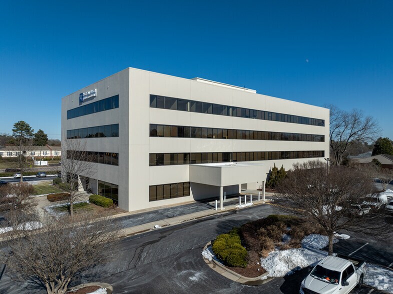 More Photos Of 5000 Falls of Neuse Rd, Raleigh Office For Lease