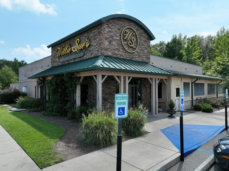 More Photos Of 3355 Patriot Pky, Sumter Restaurant For Sale
