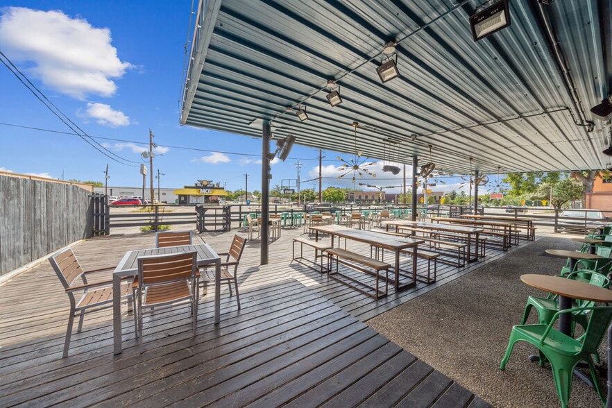 More Photos Of , San Marcos General Retail For Sale