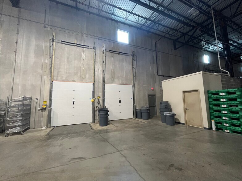 More Photos Of 26550 Bluestone Blvd, Euclid Light Manufacturing For Lease