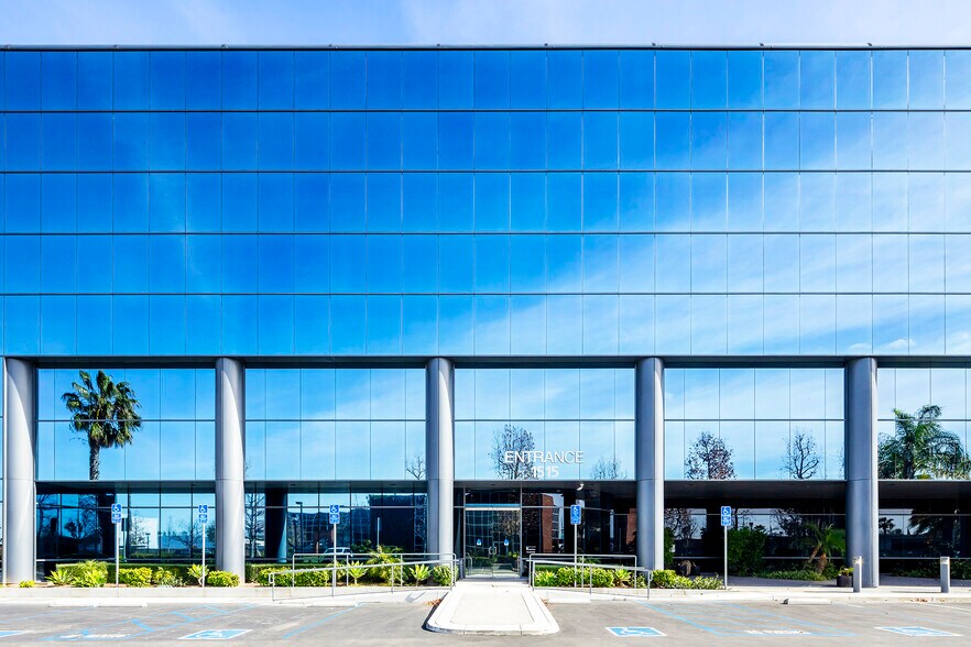 More Photos Of 1515 E Orangewood Ave, Anaheim Office For Sale
