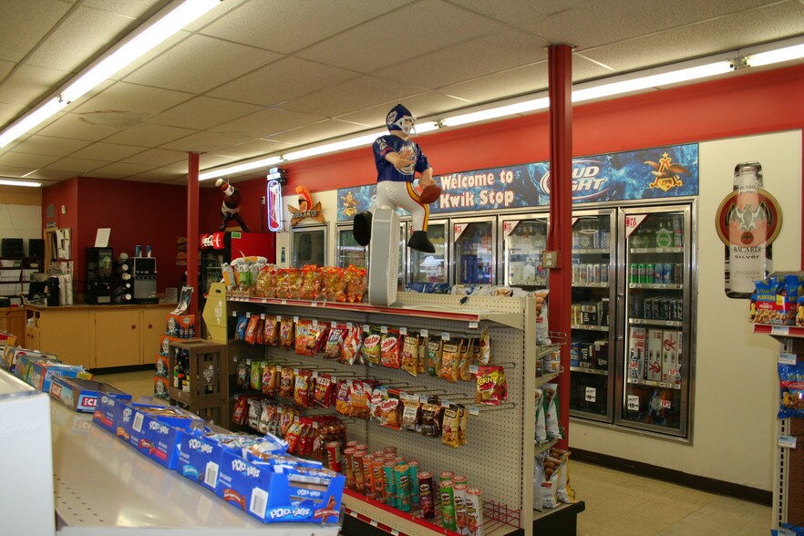More Photos Of 1 N Clark St, Park City Convenience Store For Sale