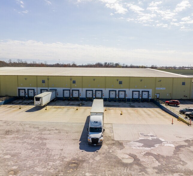 More Photos Of 1700 E Quarter Rd, Siloam Springs Manufacturing For Lease