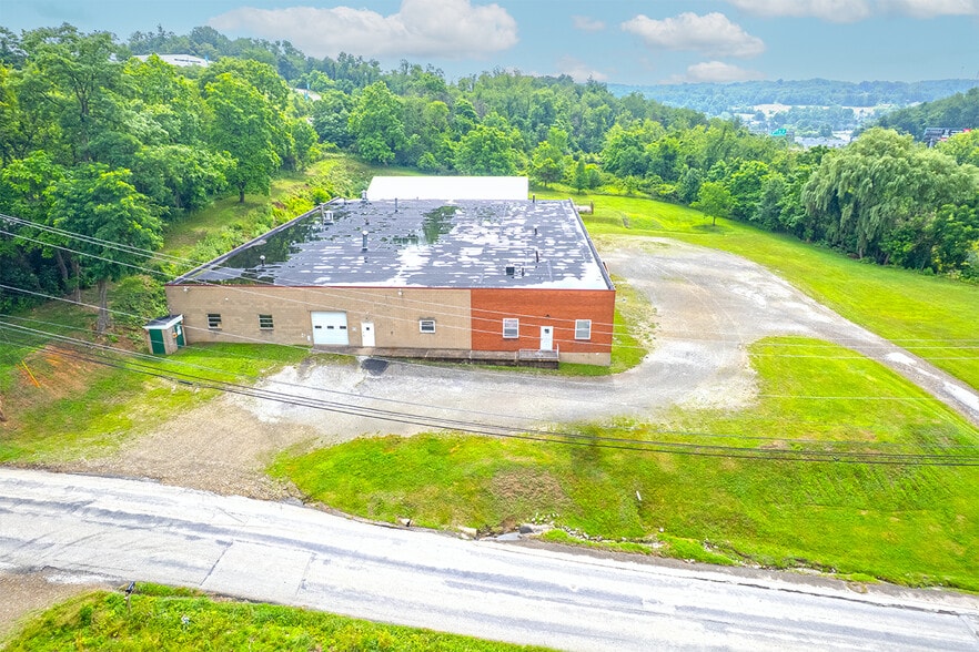 More Photos Of 55-57 Mark Dr, Delmont Light Manufacturing For Lease