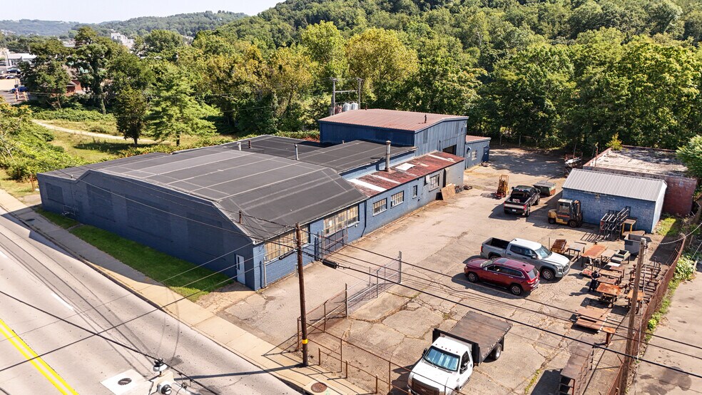 More Photos Of 1702 Wheeling Ave, Glen Dale Manufacturing For Sale