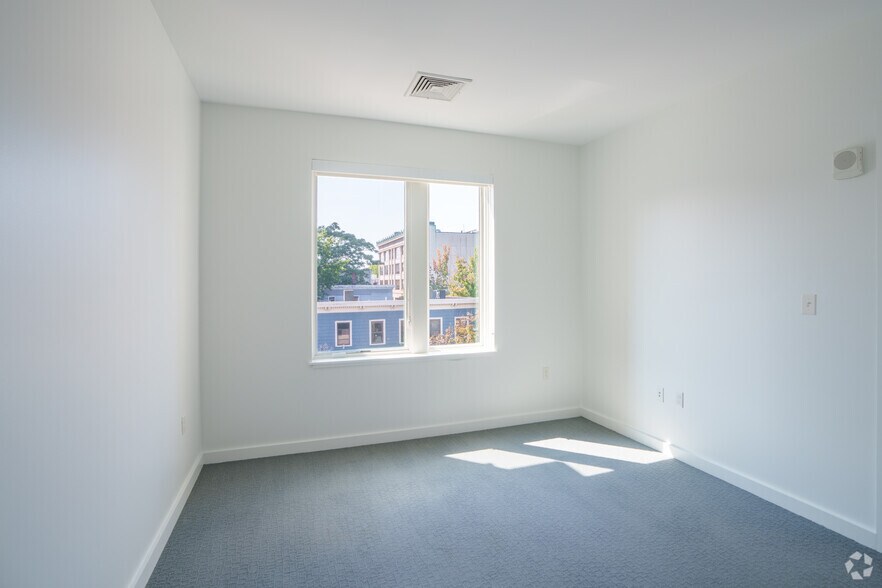 More Photos Of 425 Massachusetts Ave, Cambridge Apartments For Lease