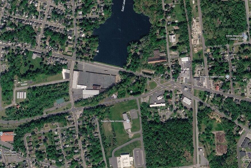 More Photos Of 440 E Commerce St, Bridgeton Land For Sale