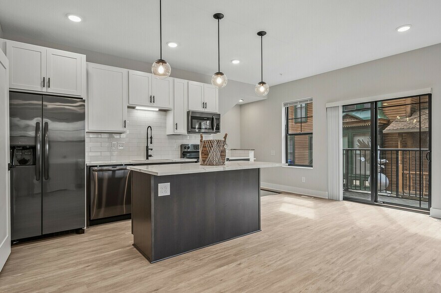 More Photos Of 2413 1st Ave S, Minneapolis Apartments For Sale