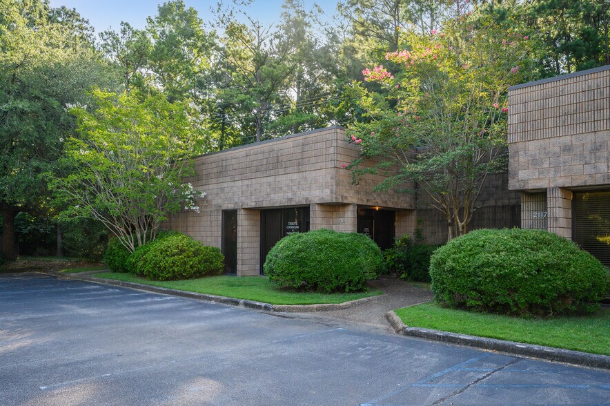 More Photos Of 2113-2117 Data Park Dr, Hoover Medical For Sale