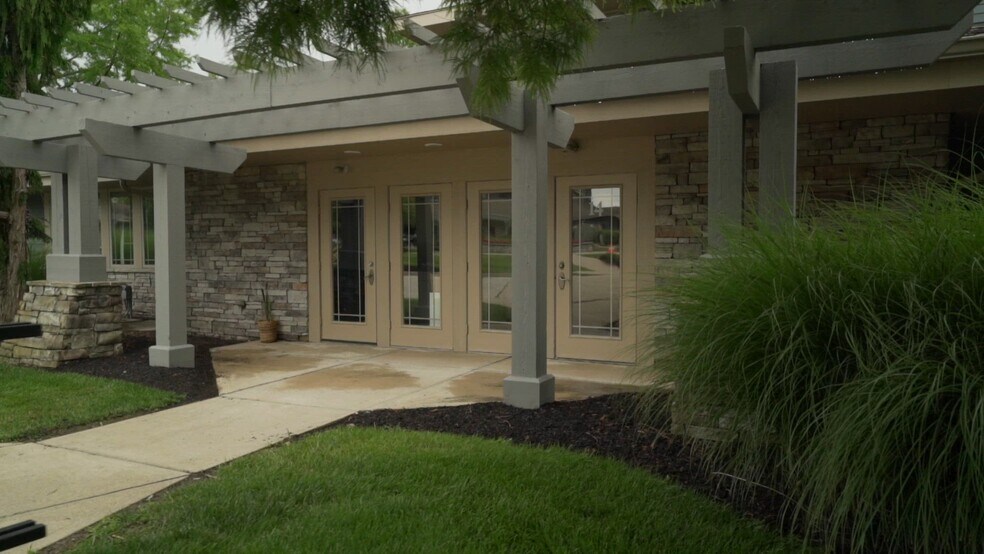 Primary Photo Of 10-24 Remick Blvd, Springboro Medical For Sale