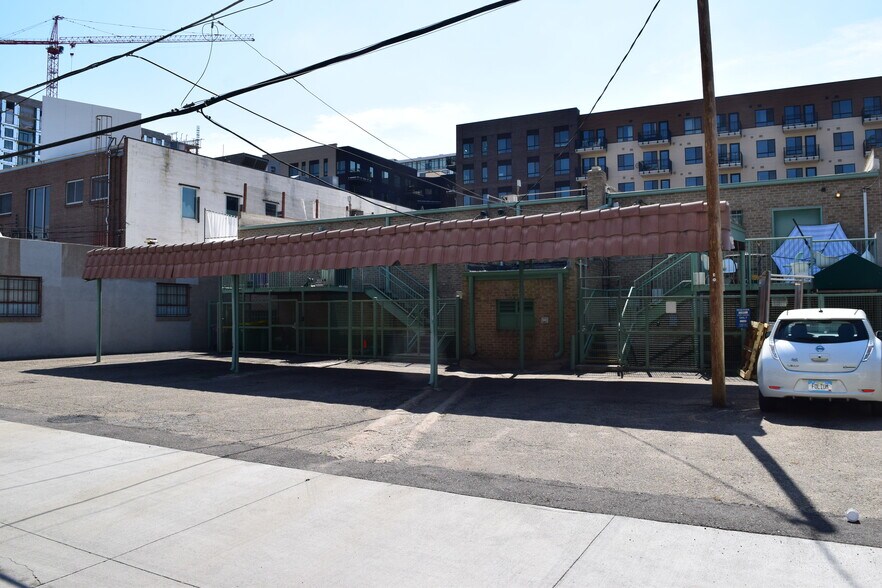 More Photos Of 1070 Bannock St, Denver Storefront Retail Office For Lease