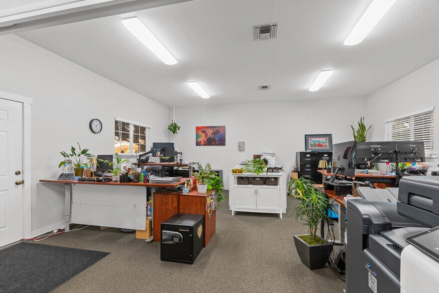 More Photos Of 5980 Webb St, Loomis Office For Lease