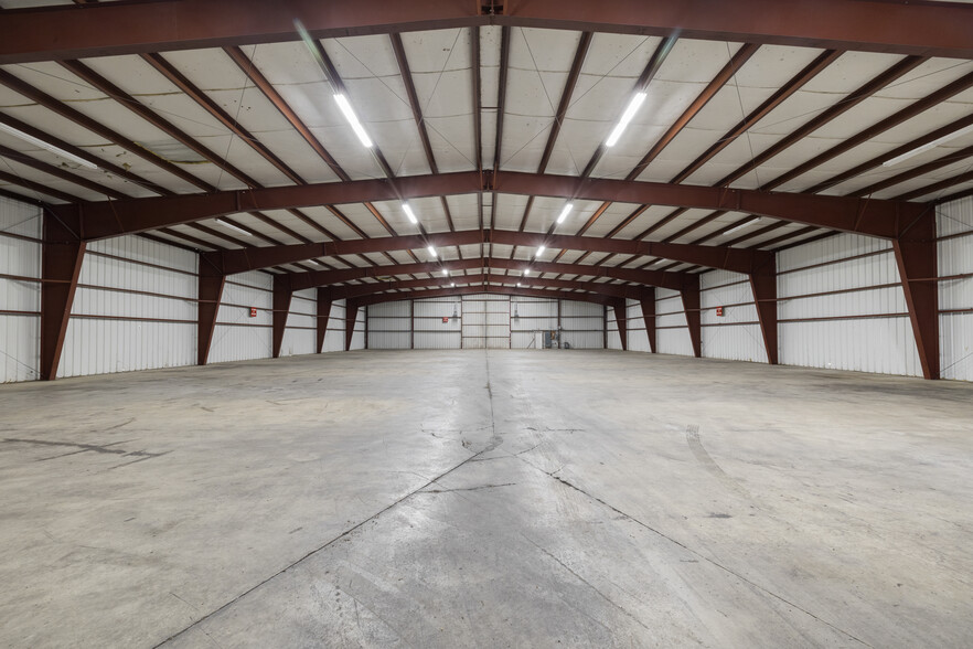 Primary Photo Of 27 W Park Ln, Elma Warehouse For Lease