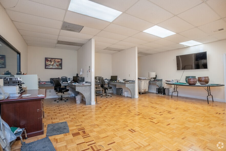 More Photos Of 740 Veterans Memorial Hwy SE, Mableton Warehouse For Lease