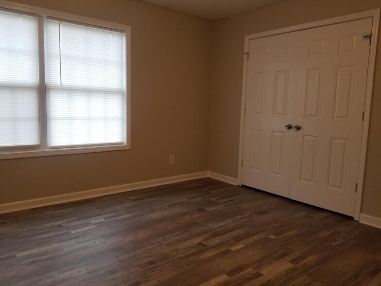 More Photos Of 120 Cloverdale St, Jackson Multifamily For Sale